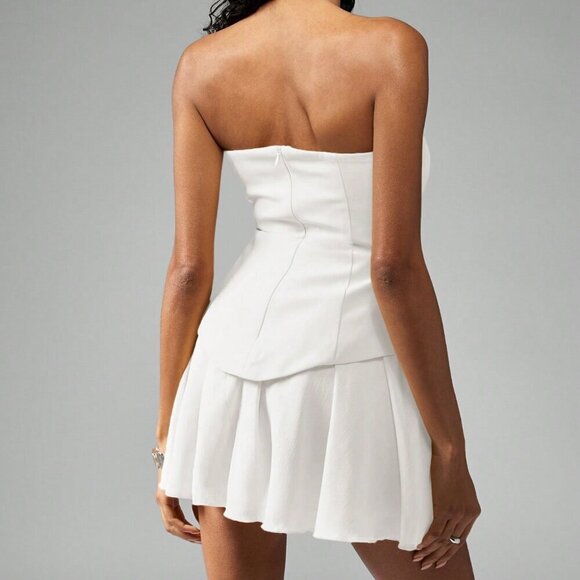 White Elegant Women's Strapless Pleated Asymmetric Peplum Mini Dress - Picture 2 of 6